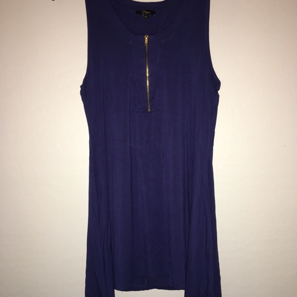 Tank top - Picture 1 of 1